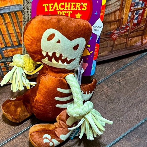 Bark Box Teacher’s Pet Dog Toy Bundle NWT - Picture 7 of 10